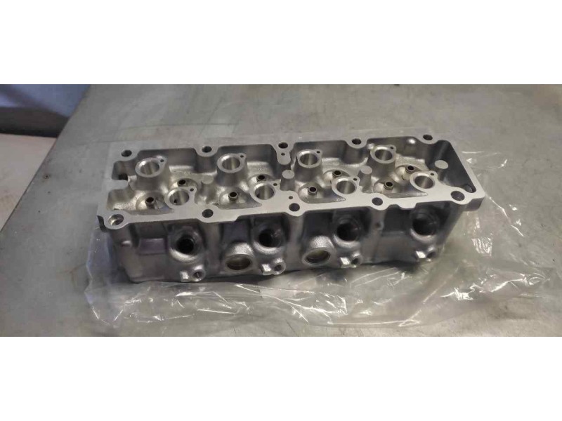 Recambio de culata para opel kadett e gl berlina referencia OEM IAM  NUEVO 
