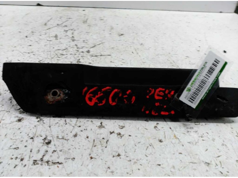 Recambio de asidero puerta derecha para renault 6 1.1 gtl referencia OEM IAM 7700659426 DELANTERA 