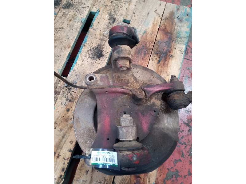 Recambio de mangueta delantera izquierda para iveco daily combi referencia OEM IAM 500350156  