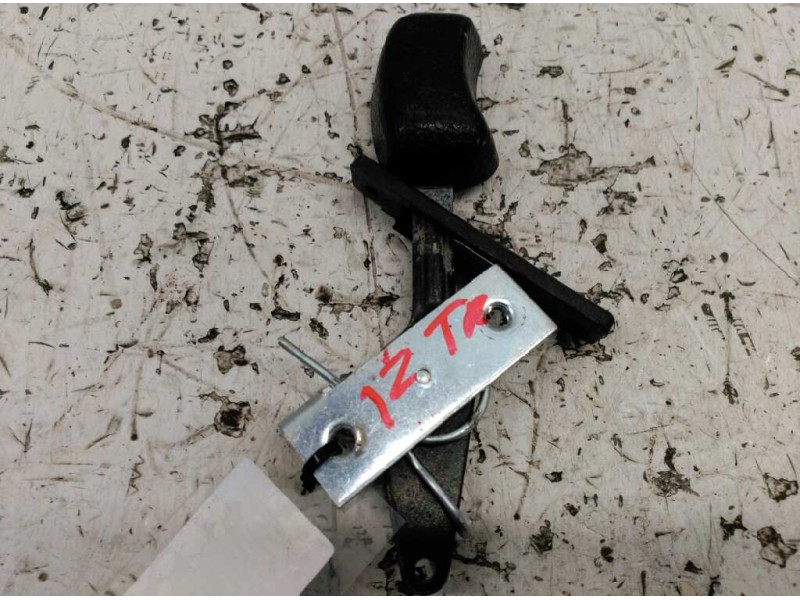 Recambio de maneta interior trasera izquierda para renault 6 1.1 gtl referencia OEM IAM   