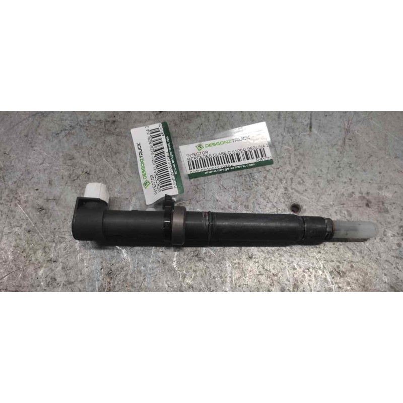 Recambio de inyector para mercedes-benz clase c (w204) berlina 2.2 cdi cat referencia OEM IAM A6510700487  