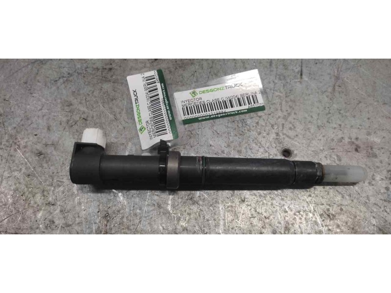 Recambio de inyector para mercedes-benz clase c (w204) berlina 2.2 cdi cat referencia OEM IAM A6510700487  