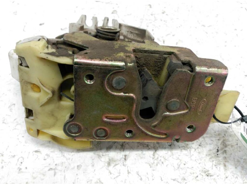 Recambio de cerradura puerta delantera derecha para ford focus berlina (cak) ghia referencia OEM IAM   