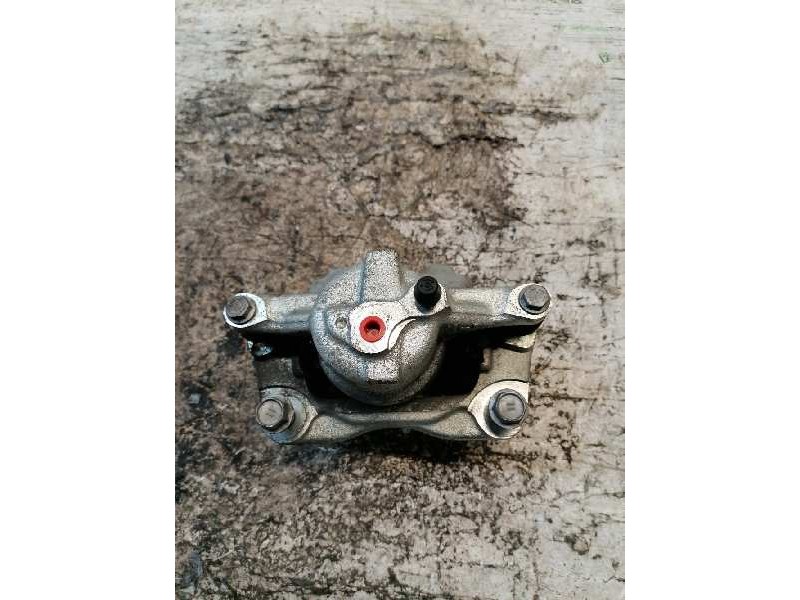 Recambio de pinza freno delantera derecha para toyota auris live referencia OEM IAM 0270070605  