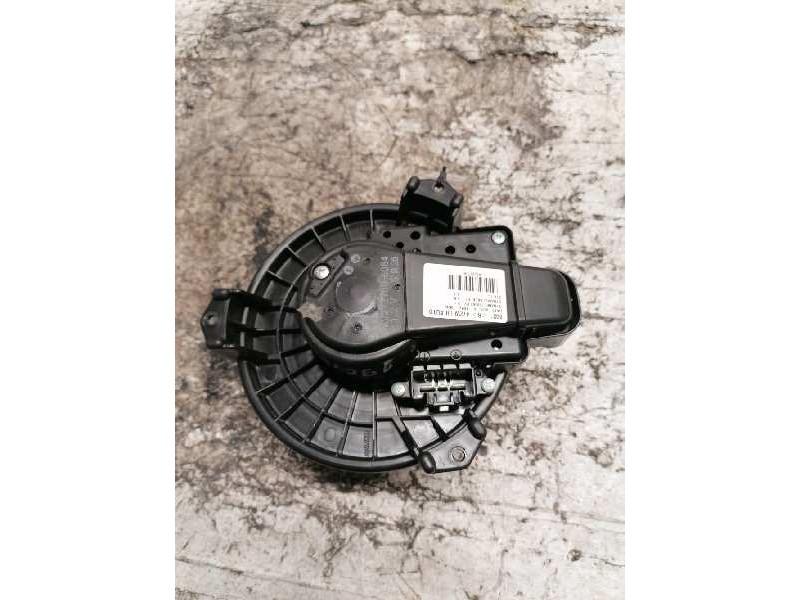 Recambio de ventilador calefaccion para toyota auris live referencia OEM IAM AV2727008084 3 PINS 