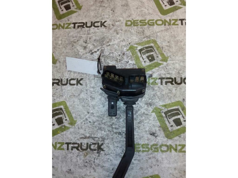 Recambio de mando intermitentes para volvo trucks fs 7 fs 720 es (220cv) referencia OEM IAM 6777130 202691 