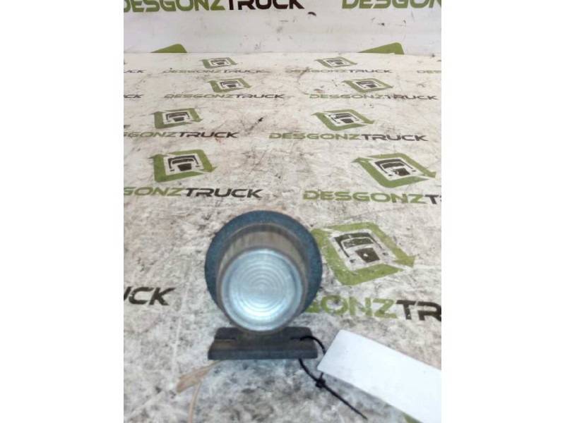 Recambio de piloto luz galibo derecho para volvo trucks fs 7 fs 720 es (220cv) referencia OEM IAM   