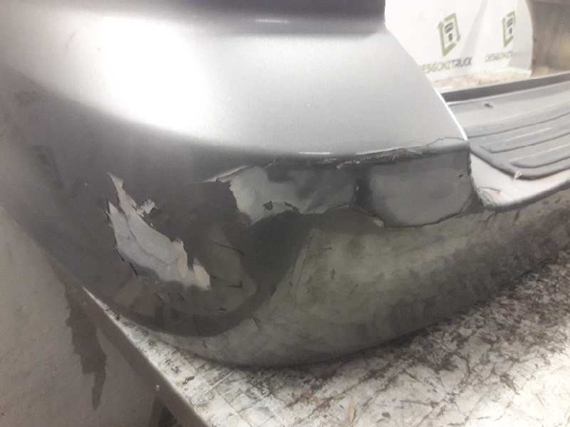 Recambio de paragolpes trasero para kia carnival ii 2.9 cdri ex referencia OEM IAM   