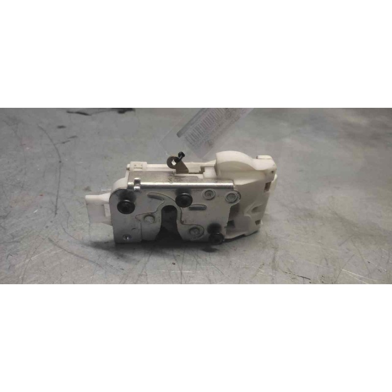 Recambio de cerradura puerta delantera derecha para ford mondeo berlina (ge) ambiente referencia OEM IAM 1S7AF21812KA 3 PINS 