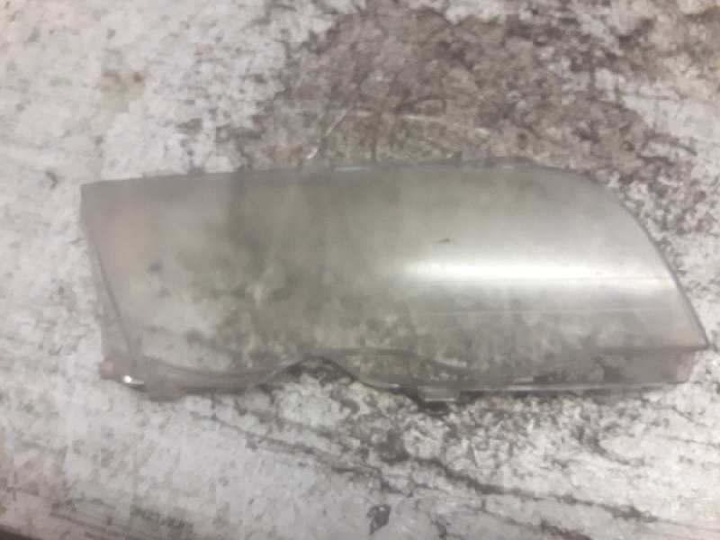 Recambio de faro derecho para bmw serie 3 berlina (e46) 320d referencia OEM IAM  TULIPA 