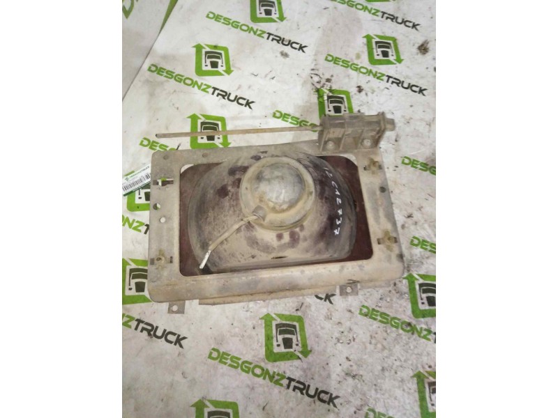 Recambio de faro izquierdo para volvo fl 10 referencia OEM IAM   