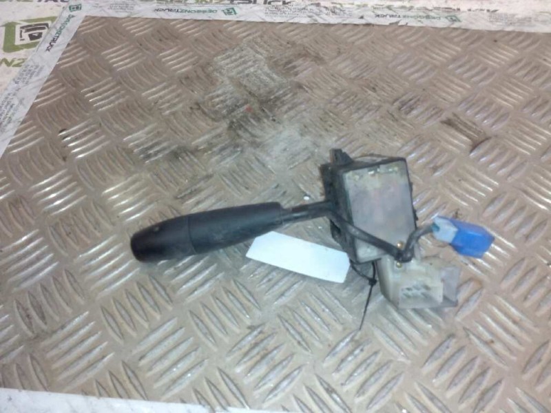 Recambio de mando intermitentes para nissan cabstar e cabina simple cabina individual referencia OEM IAM   