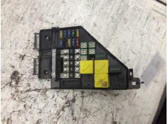 Recambio de caja reles / fusibles para land rover freelander baikal familiar referencia OEM IAM YQE000270R 115110041702 