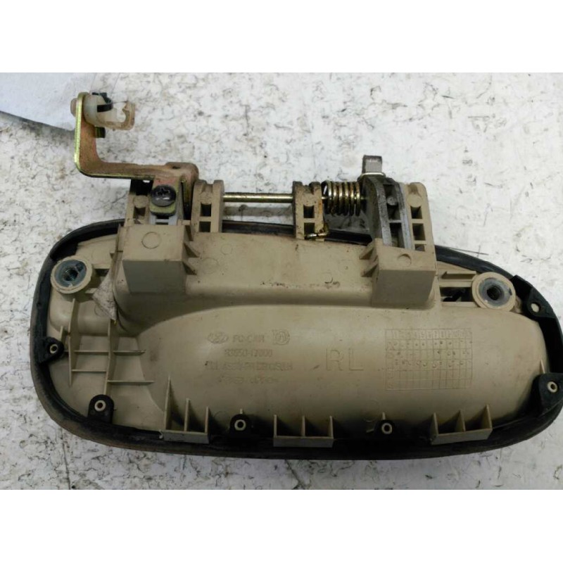 Recambio de maneta exterior trasera izquierda para hyundai matrix (fc) 1.8 gls referencia OEM IAM 03650-17000  