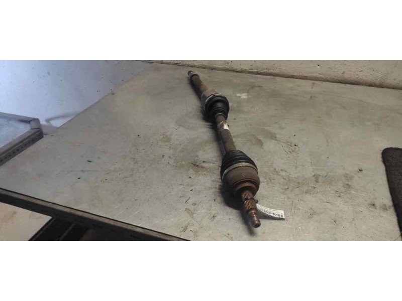 Recambio de transmision delantera derecha para renault scenic ii authentique referencia OEM IAM 8200472158  