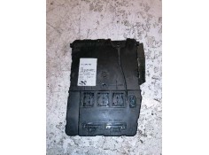 Recambio de caja reles / fusibles para renault megane ii berlina 5p business referencia OEM IAM 8200292067 8200233451A 