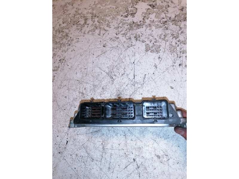 Recambio de centralita motor uce para peugeot 206 berlina x-line referencia OEM IAM 0281012528 9659341880 9657699480