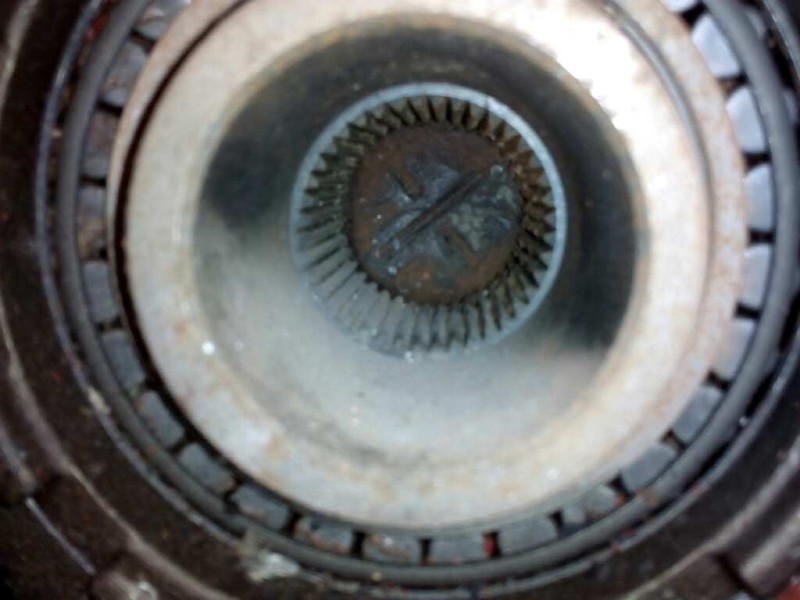 Recambio de grupo para iveco trucks p/pa 330-30 ah (306cv) referencia OEM IAM 42064487 150566 27X37