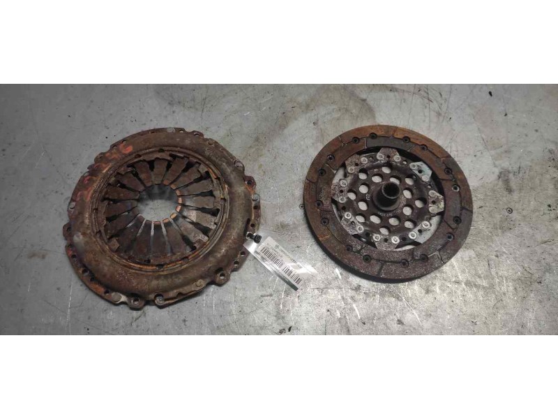 Recambio de kit embrague para opel corsa c blue line referencia OEM IAM   