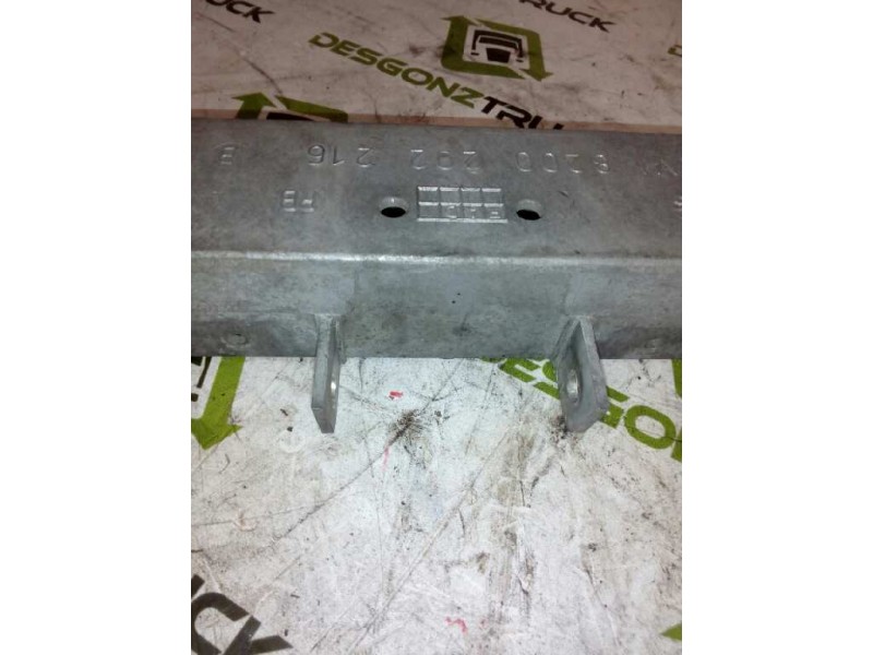 Recambio de puente delantero para renault trucks mascott 160 dxi referencia OEM IAM 8200202216  
