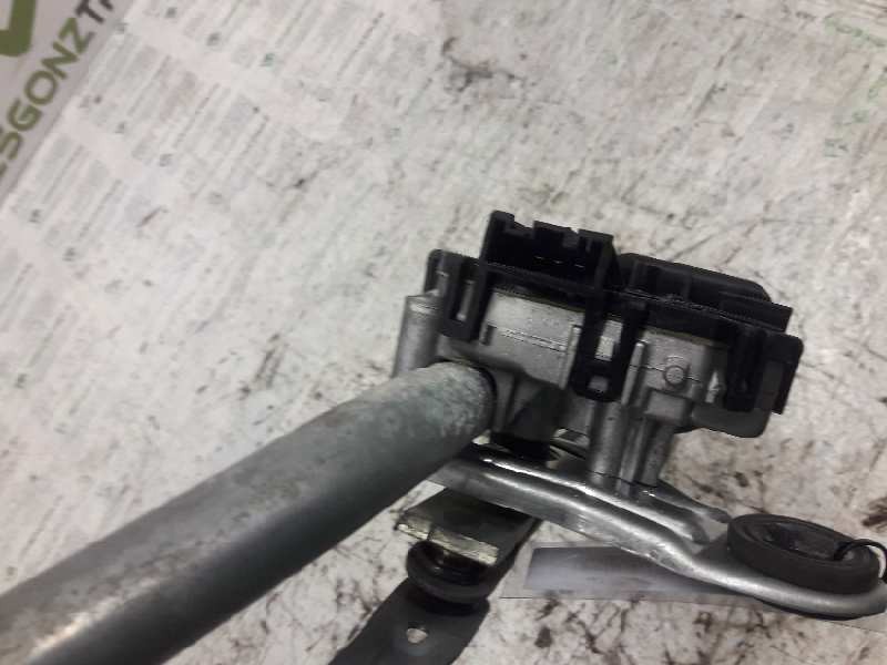 Recambio de motor limpia delantero para bmw serie 3 berlina (e46) 320d referencia OEM IAM 0390241712 67636914577 