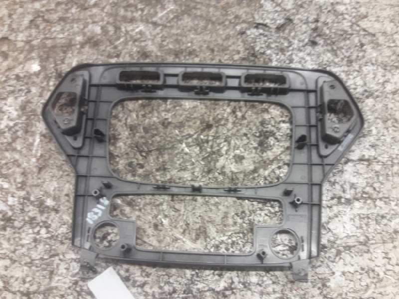 Recambio de guarnecido radio para ford mondeo ber. (ca2) trend x referencia OEM IAM   