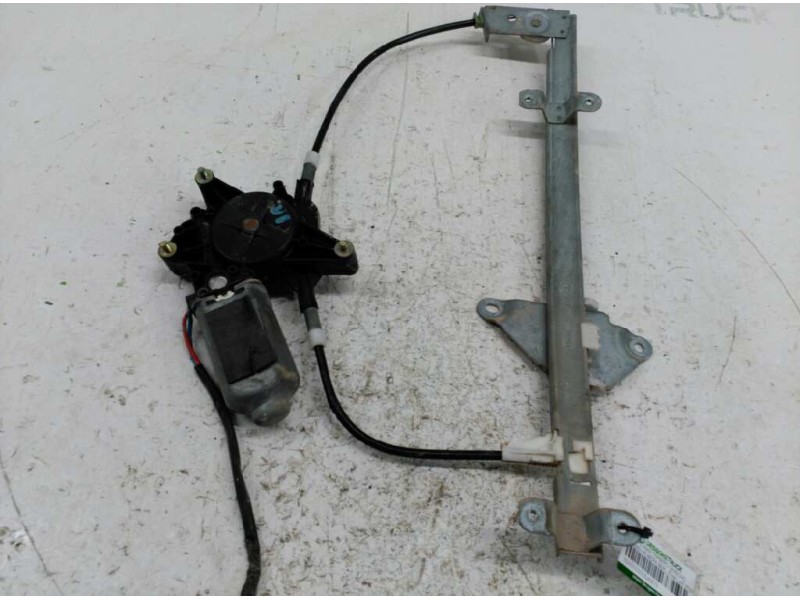 Recambio de elevalunas trasero derecho para nissan primera berl./familiar (p10/w10) invitation berlina (p10) referencia OEM IAM 