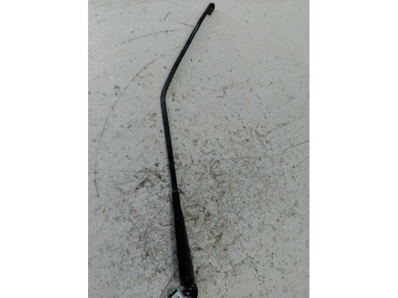 Recambio de brazo limpia trasero para opel vectra b caravan comfort referencia OEM IAM   