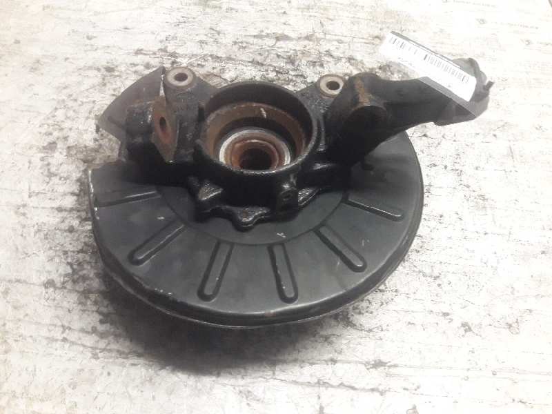 Recambio de mangueta delantera derecha para land rover freelander baikal familiar referencia OEM IAM RUB000040  