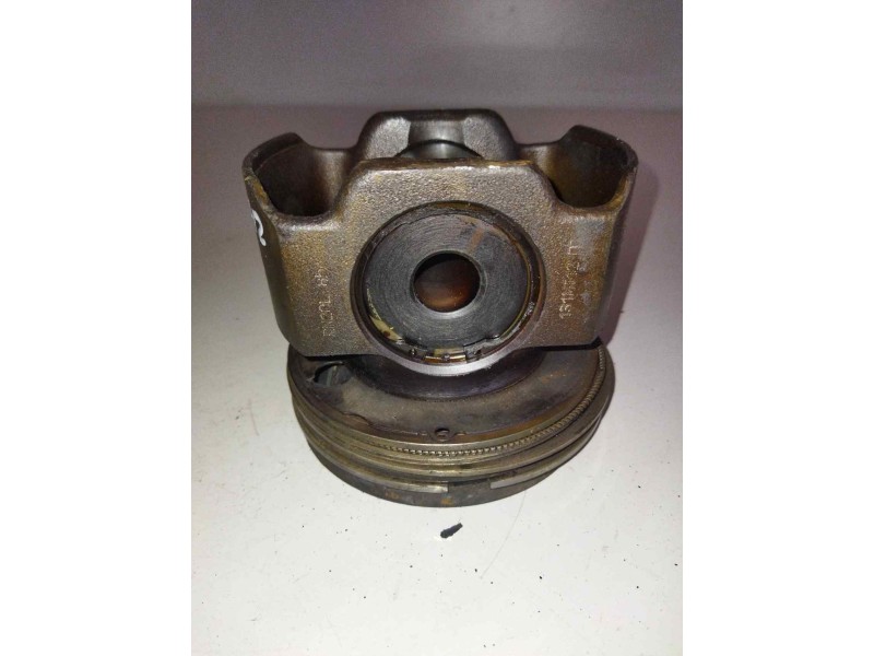 Recambio de piston para volvo fh xxx fg 4x2 low corto referencia OEM IAM 21161901  