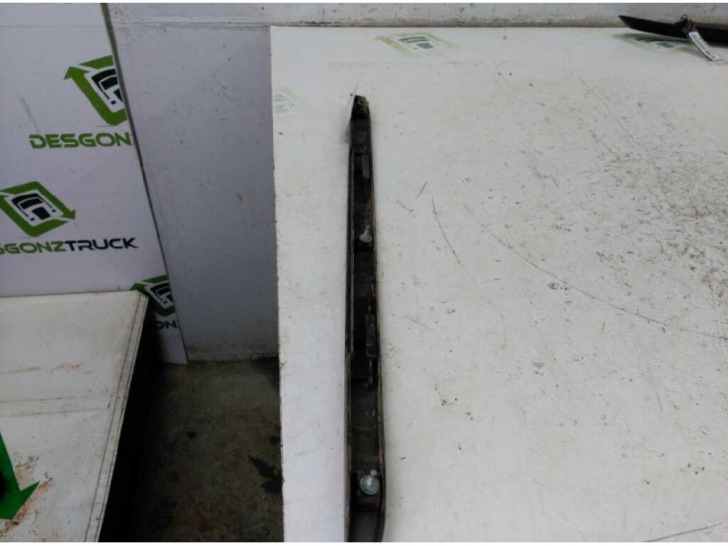 Recambio de asidero porton maletero para nissan almera (n15) salsa referencia OEM IAM 908100N000  