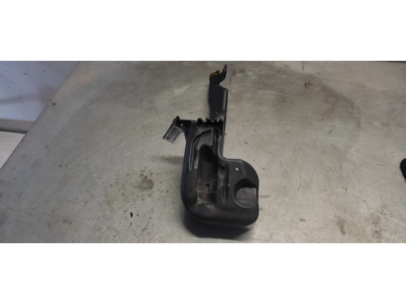 Recambio de deposito limpia para opel astra h berlina cosmo referencia OEM IAM   