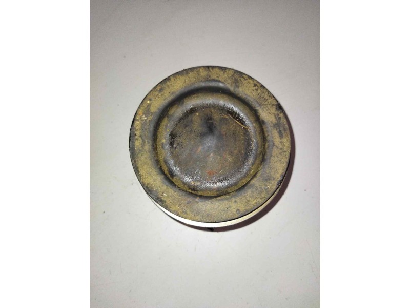 Recambio de piston para volvo fh xxx fg 4x2 low corto referencia OEM IAM 21161901  