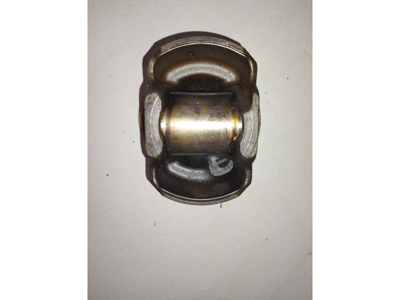 Recambio de piston para volvo fh xxx fg 4x2 low corto referencia OEM IAM 21161901  