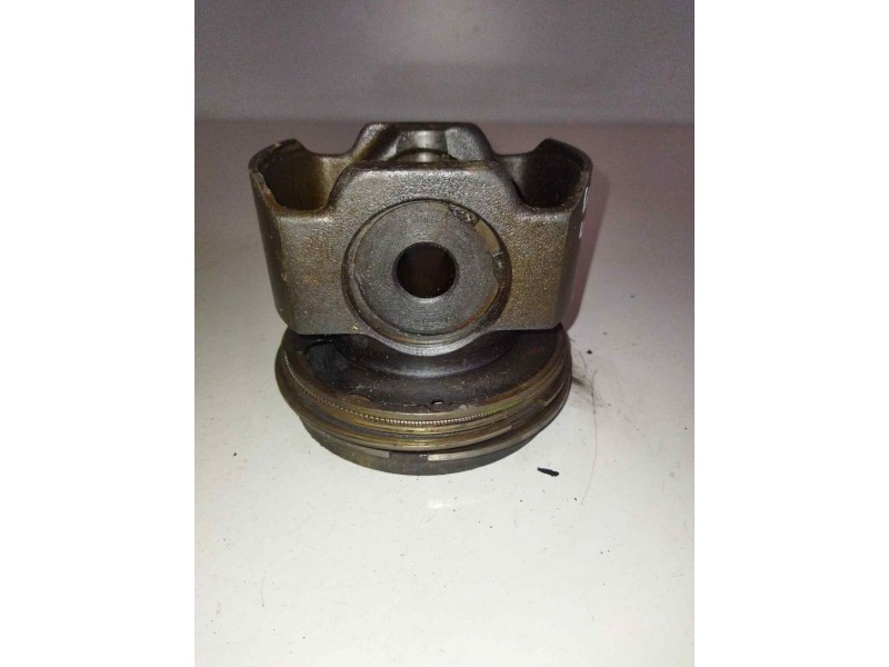 Recambio de piston para volvo fh xxx fg 4x2 low corto referencia OEM IAM 21161901  