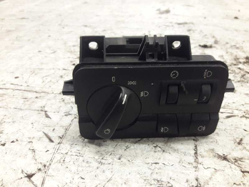 Recambio de mando luces para bmw serie 3 berlina (e46) 320d referencia OEM IAM 6936832  