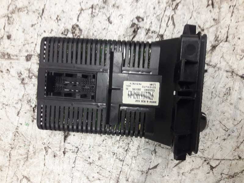 Recambio de mando luces para bmw serie 3 berlina (e46) 320d referencia OEM IAM 6936832  