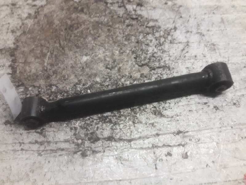 Recambio de brazo suspension inferior trasero derecho para land rover freelander baikal familiar referencia OEM IAM   