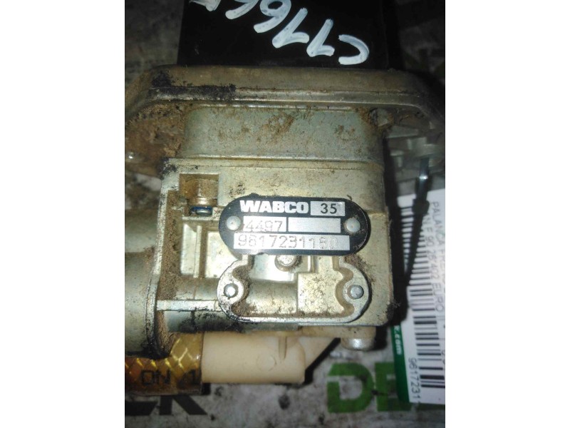 Recambio de palanca freno de mano para man f 90 26.402 euro ii referencia OEM IAM 9617231180  