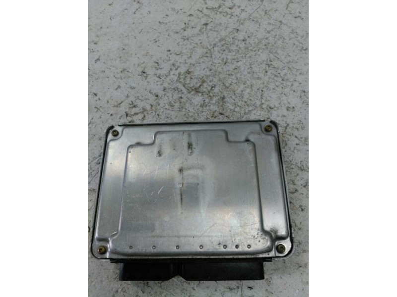 Recambio de centralita motor uce para volkswagen golf iv berlina (1j1) advance referencia OEM IAM  0281010497 28SA4730