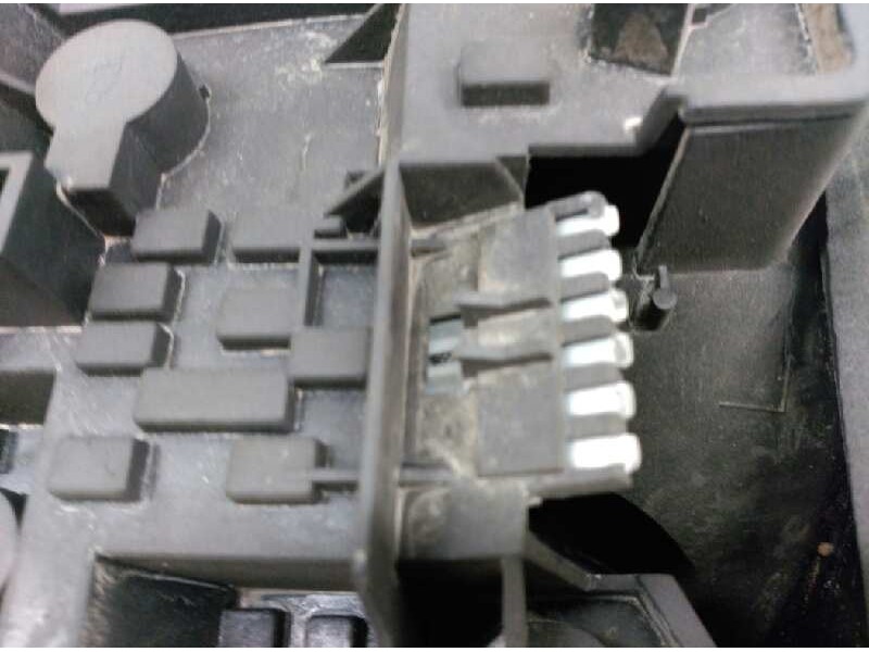 Recambio de piloto trasero izquierdo para mg serie 45 (rt) classic (5-ptas.) referencia OEM IAM   
