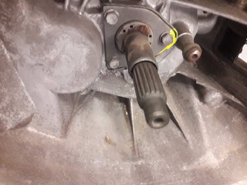 Recambio de caja cambios para citroën xsara berlina 1.9 d sx referencia OEM IAM 20DL41 2660785A 