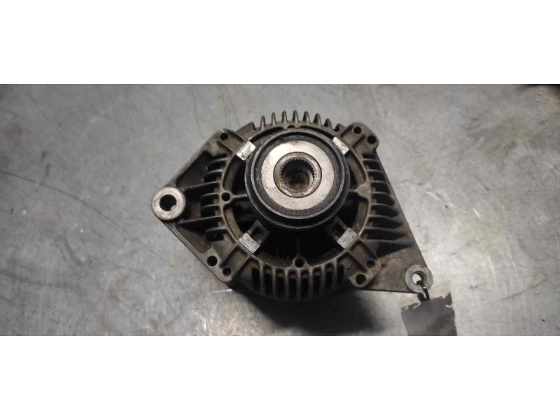 Recambio de alternador para renault megane i berlina hatchback (ba0) 1.9 dt alize referencia OEM IAM   