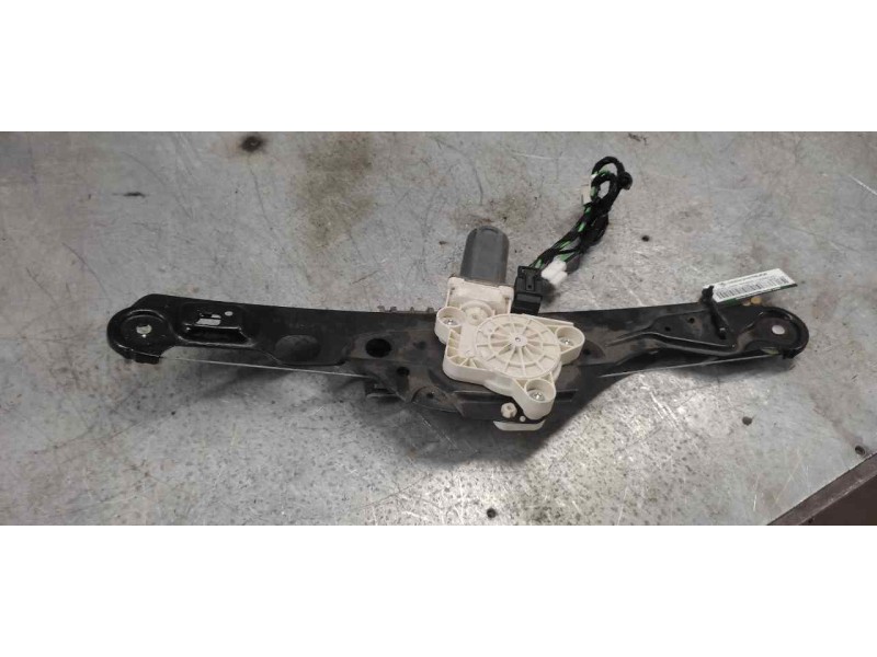 Recambio de elevalunas trasero derecho para mercedes-benz clase e (w211) berlina 1.8 cat referencia OEM IAM A2117300246  