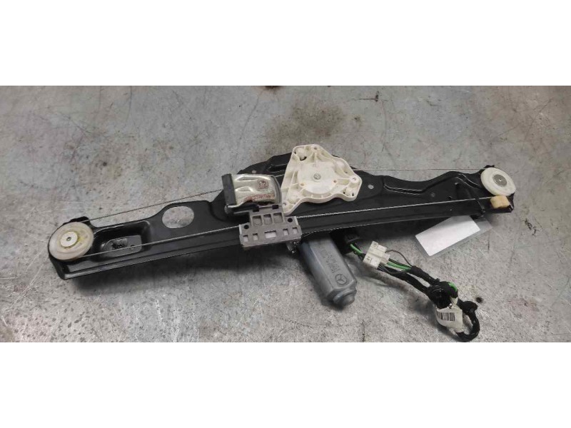 Recambio de elevalunas trasero derecho para mercedes-benz clase e (w211) berlina 1.8 cat referencia OEM IAM A2117300246  