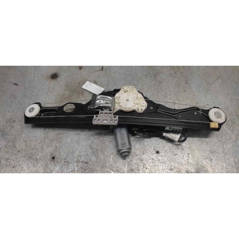 Recambio de elevalunas trasero derecho para mercedes-benz clase e (w211) berlina 1.8 cat referencia OEM IAM A2117300246  
