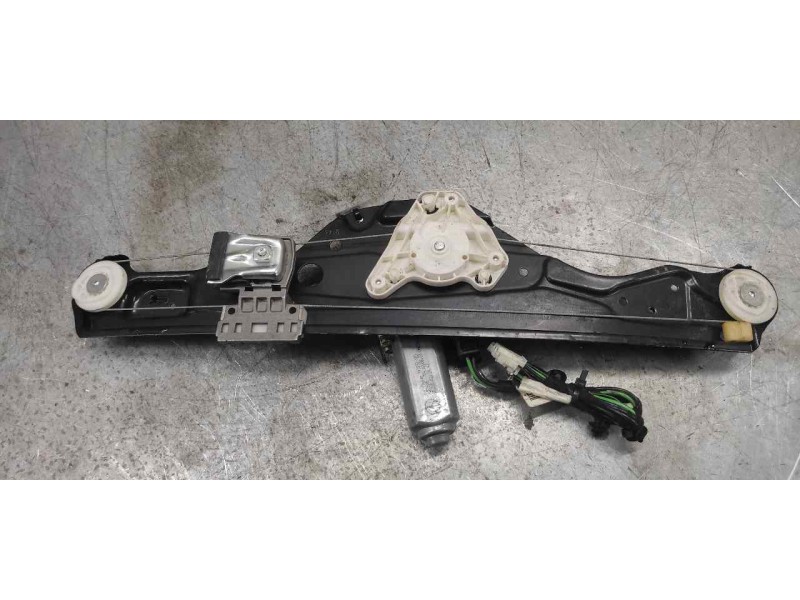 Recambio de elevalunas trasero derecho para mercedes-benz clase e (w211) berlina 1.8 cat referencia OEM IAM A2117300246  