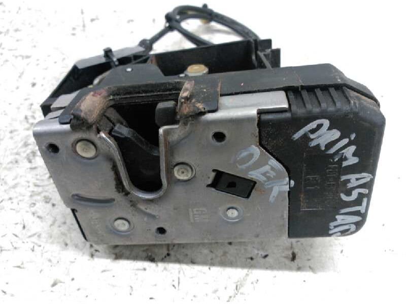 Recambio de cerradura puerta delantera derecha para nissan primastar (x83) referencia OEM IAM   