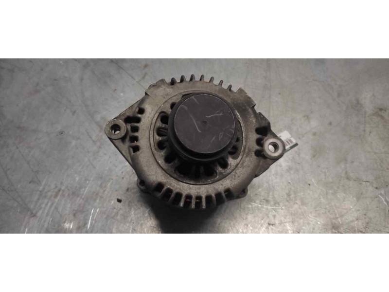 Recambio de alternador para renault mascott fg 120. 35/55/65 cabina individual referencia OEM IAM 23100DB000  