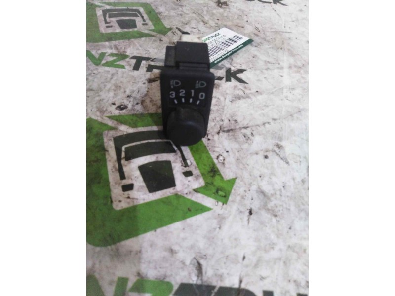 Recambio de mando regulador de faros para nissan trucks atleon 130.21 referencia OEM IAM   